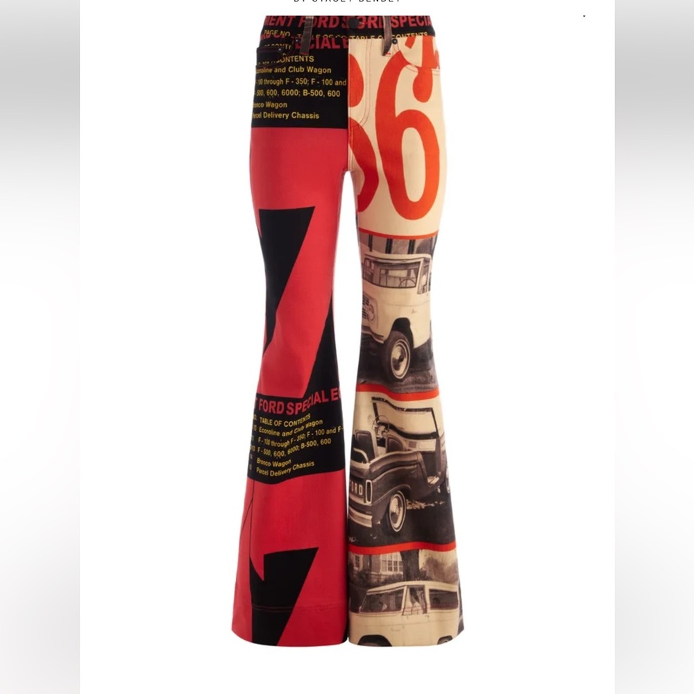 NWT Alice + Olivia Bronco Bell jeans